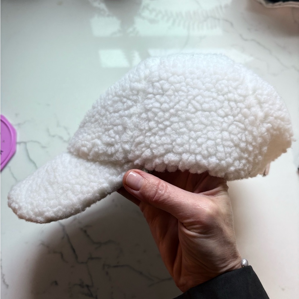 Anthropologie Sherpa baseball hat, cute and cozy!